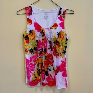 Size m beautiful colors sleeveless
